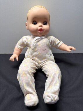 2016 Jakks Pacific Baby Doll In Pajamas Blonde Hair With Awake Blue Eyes - 14 In
